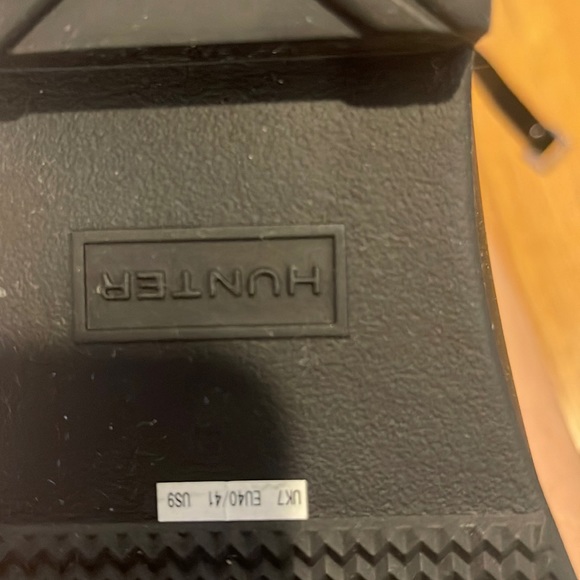 HUNTEE BLACK MATTE RAIN BOOTS 9 - Picture 4 of 8